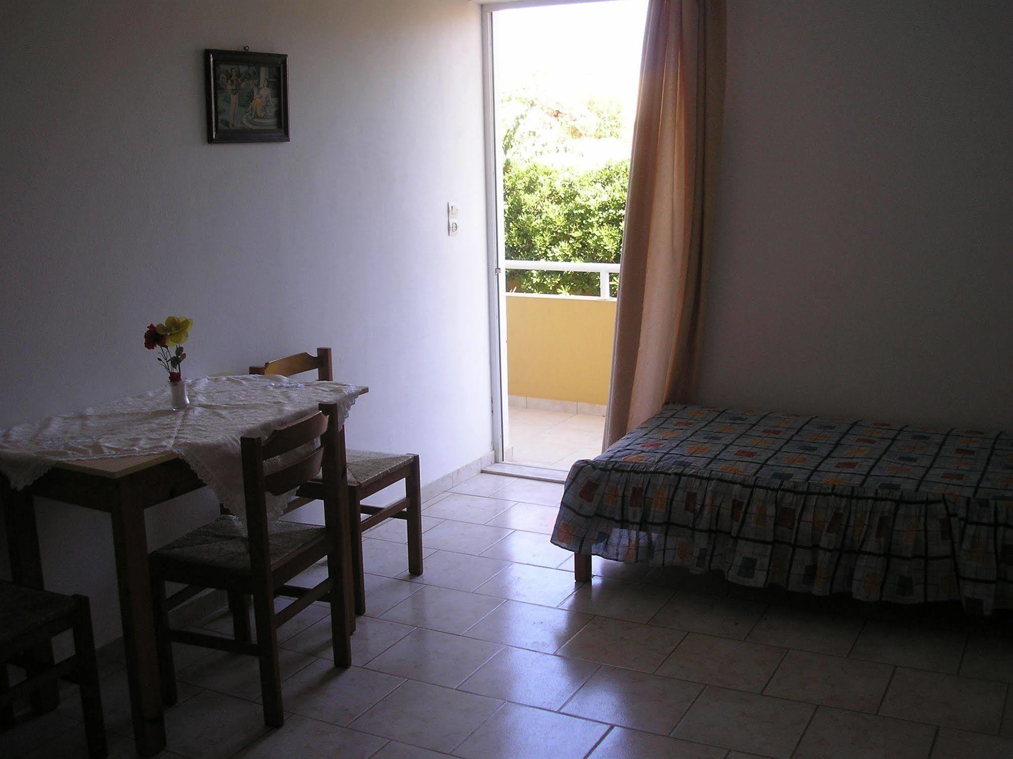Dimitra Apartments غوفي المظهر الخارجي الصورة